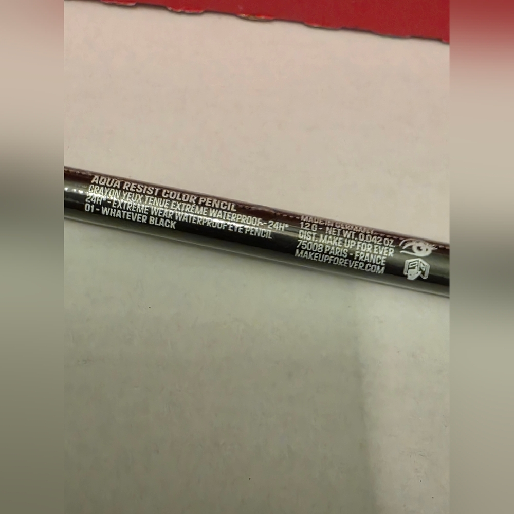 Make up Forever Aqua Resist Color Pencil Waterproof Eyeliner Whatever Black. NWT - Picture 4 of 4